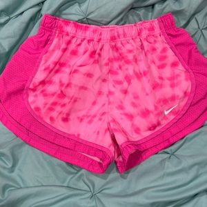 Pink Nike Short - Woman size M